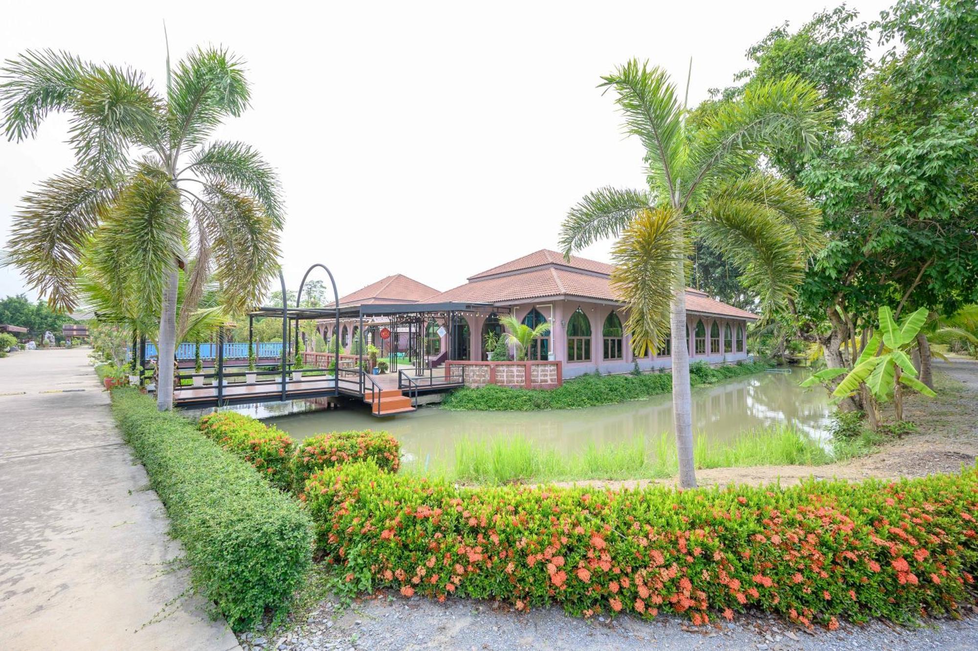 Busaya Resort & Cuisine Nakhonpathom Kültér fotó