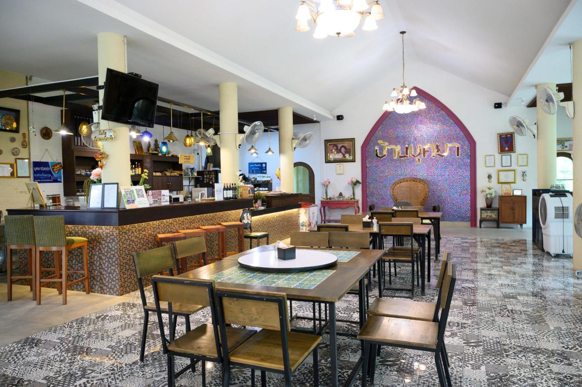 Busaya Resort & Cuisine Nakhonpathom Kültér fotó